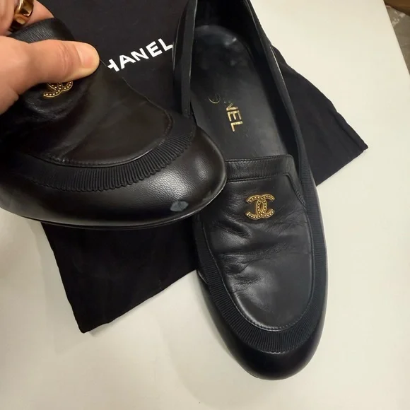CHANEL Black Leather Ballet Loafers /Size:39.5 - Picture 3 of 8